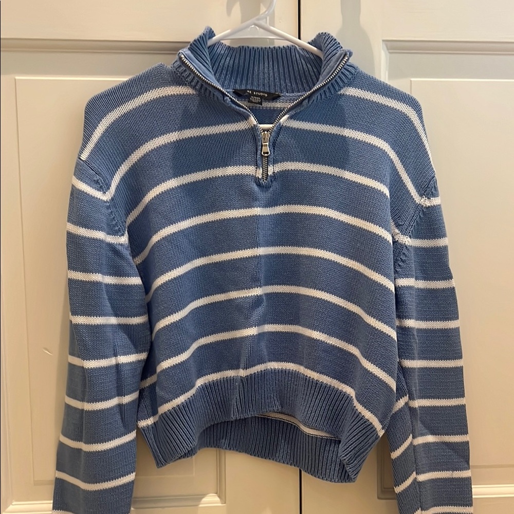American Eagle Outfitters Blue and White Cowl Neck Sweater